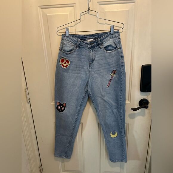 Sailor Moon Icons Embroidered Mom Jeans in Light Wash size 5 - Picture 3 of 6